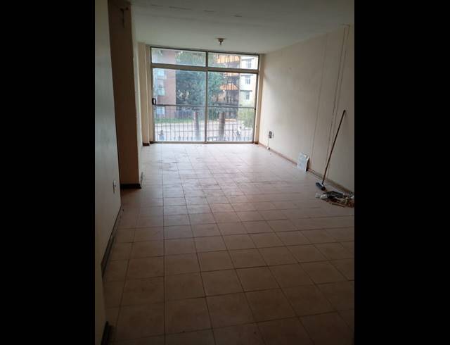 1 BEDROOM APARTMENT FOR SALE IN SUNNYSIDE